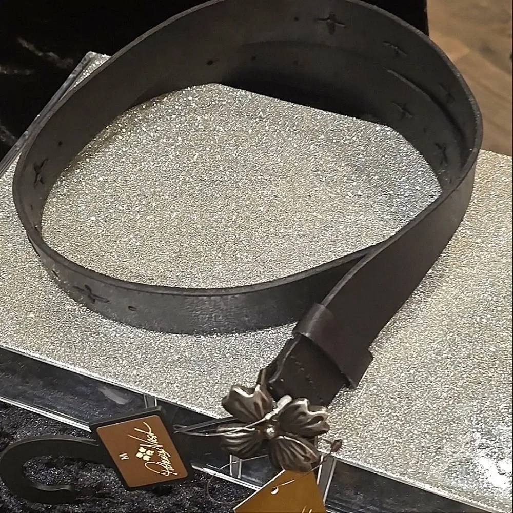 Patricia Nash Astrid Flower Buckle‎ Leather Belt